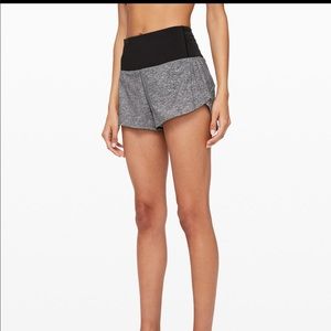 Lululemon 2.5” High Rise Speed up shorts
